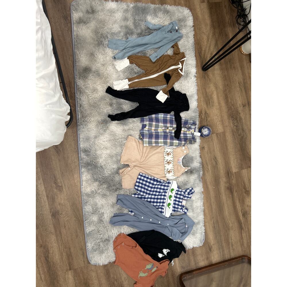 Lot of boys baby clothing sizes 6-12 months no stains, fading, rips.